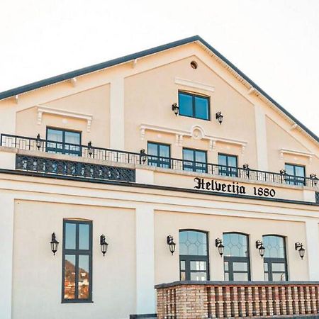 Helvecija 1880 Hotel Vrsac Bagian luar foto
